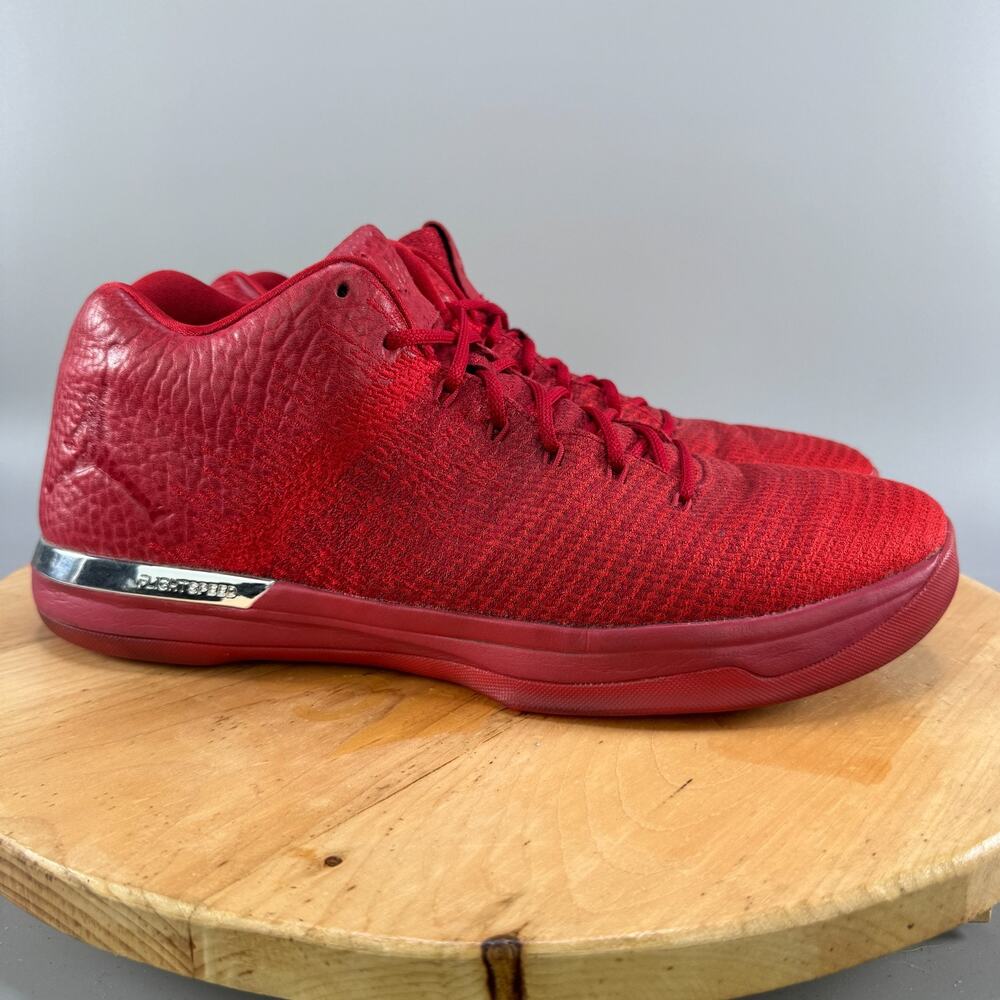 Size 17 - Nike Air‎ Jordan Jordan XXXI 31 Low Chicago Away Triple Red October
